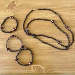 Purple necklace and bracelet set